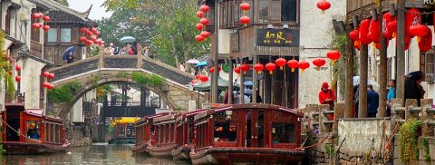 800px-Grand_Canal,_tour_boats,_Suzhou,_China